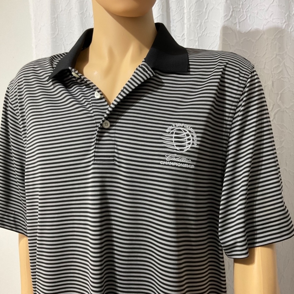Cutter and Buck Trump polo Striped Size XL Moisture wicking Comfortable